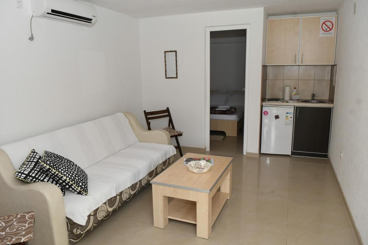 Apartmán Sobe Alex Veliko Gradište Exteriér fotografie